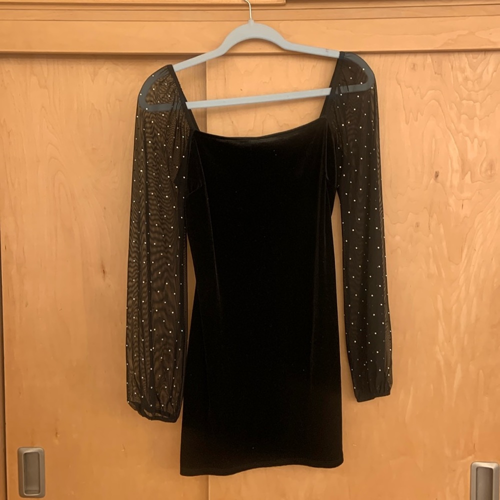 Black Velvet Hoco Party Dress
